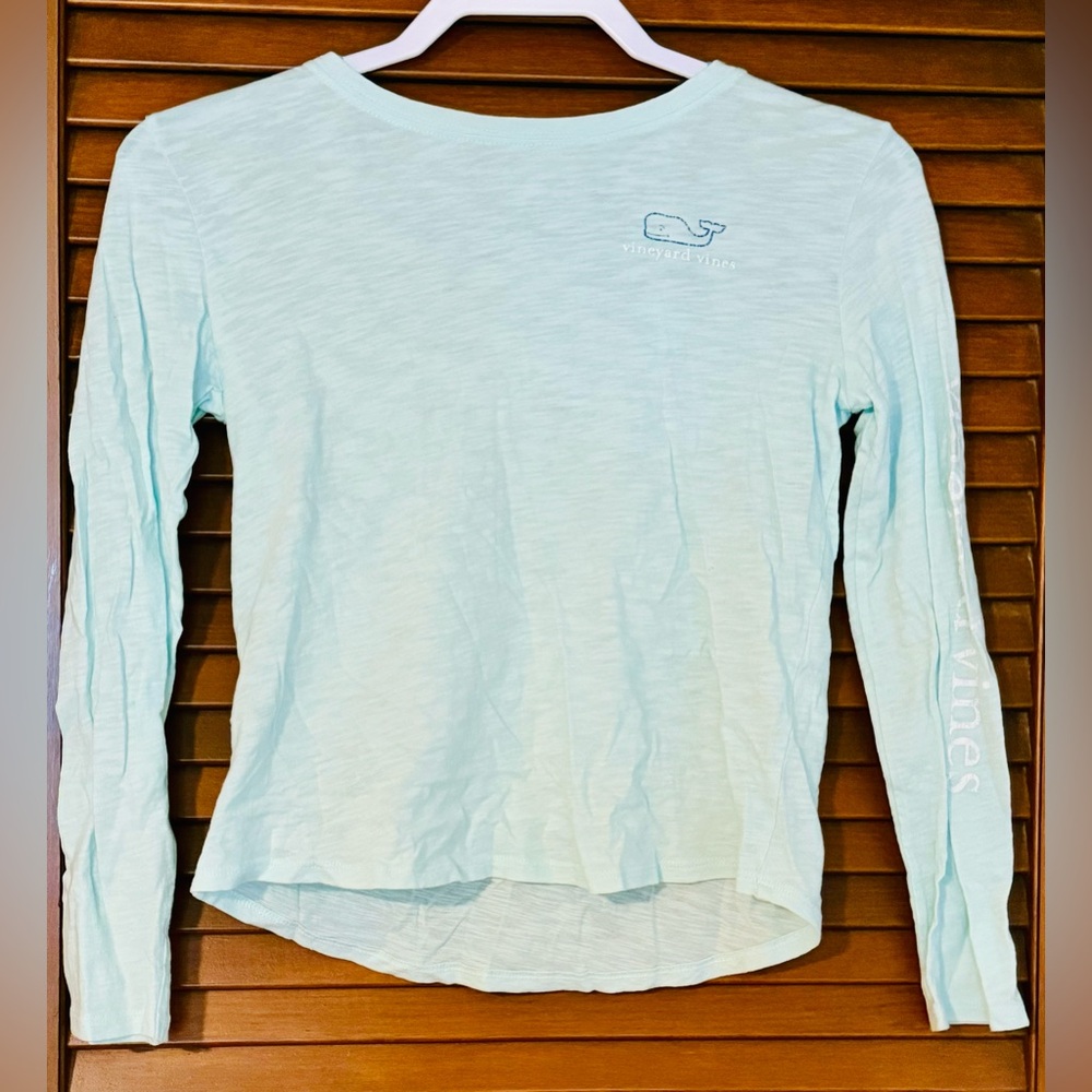 Vineyard Vines Girls Long Sleeve Top.